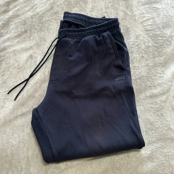 Boss Navy Jacket ant jogger - Picture 16 of 16